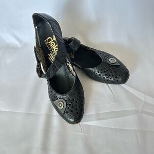 Rieker Ladies Anti-stress shoe pump with a lovely heel size 36 (6)